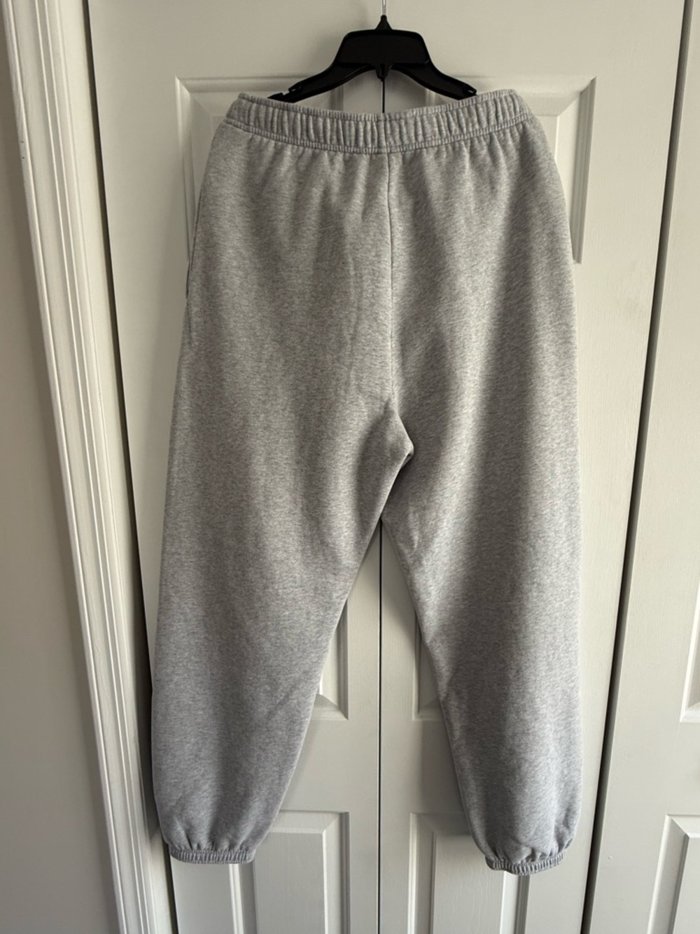 Aritzia Light Grey Sweatfleece Joggers - Picture 4 of 4